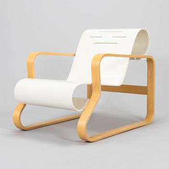 Alvar Aalto, a late 20th century '41, Paimio' armchair for Artek.