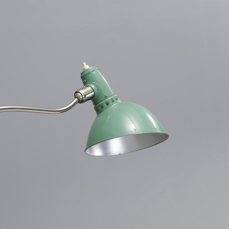 BORDSLAMPA, metall, Triplex lillpendel, Johan Petter Johansson. Sannolikt 1930-40-tal.