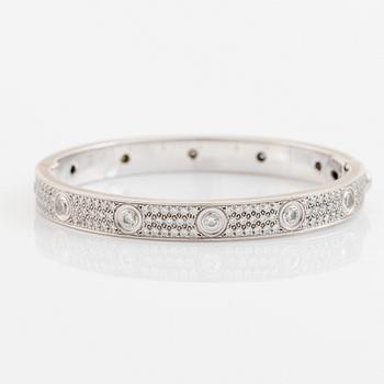 A Cartier "Love" bracelet in 18K white gold set with round brilliant-cut diamonds.