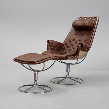 Bruno Mathsson, fåtölj, "Jetson", Dux, 2000-tal, samt fotpall, 'Jetson', Swedese, 2018.