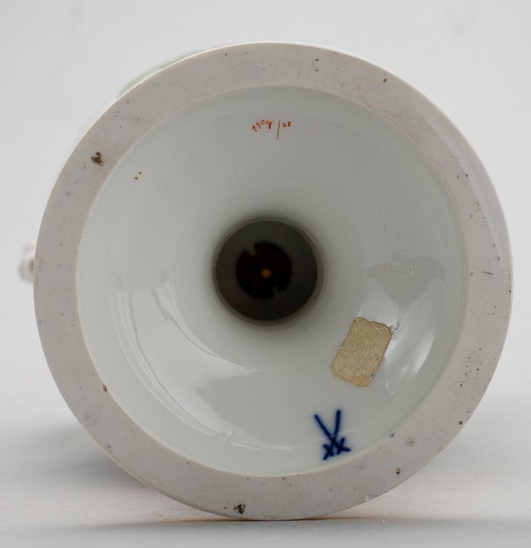 VAS, porslin, Meissen, 1900-tal.