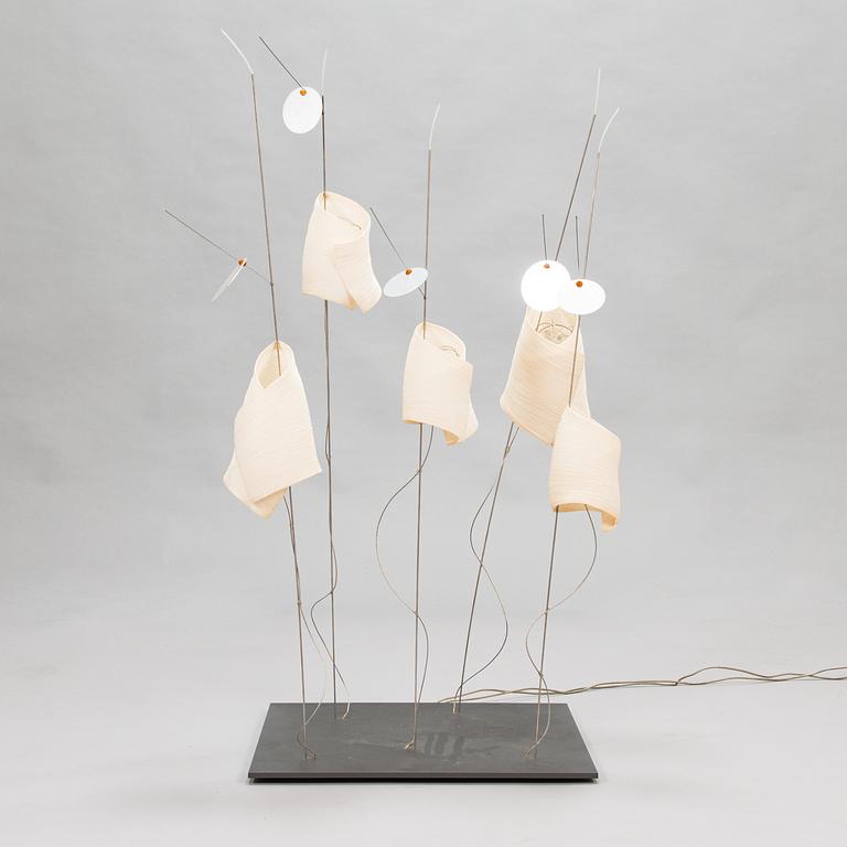 Dagmar Mombach och Ingo Maurer och Team , bordslampa, "Mahbruky Lamp", tillverkare  Ingo Maurer 1900-talets slut.