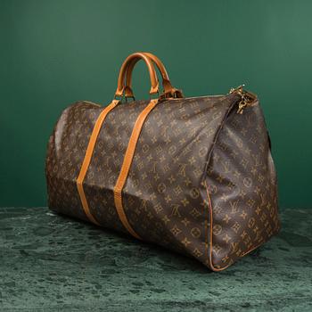 A monogram canvas weekendbag 'Keepall 60' from Louis Vuitton.