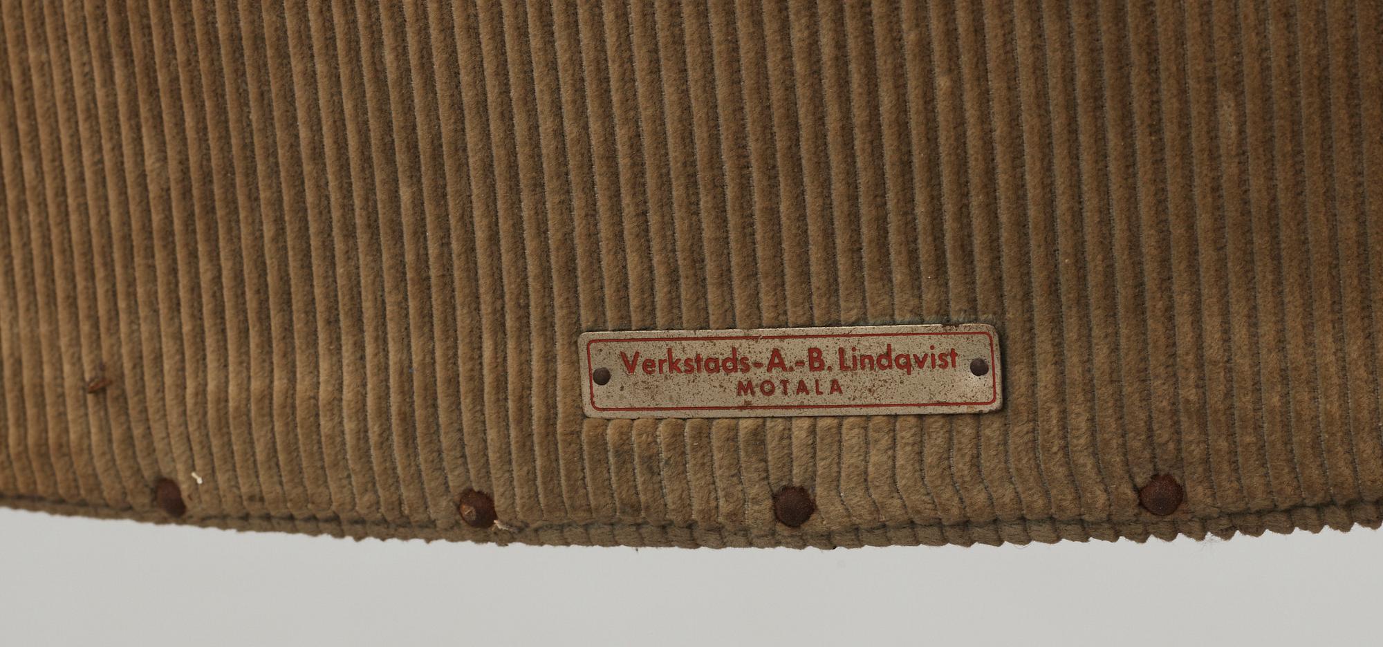 STOLAR, 3 st, Verkstads-A-Lindqvist Motala, omkring 1900-talets mitt.