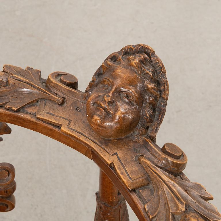 Fiancé sofa Neo-Renaissance late 19th century.