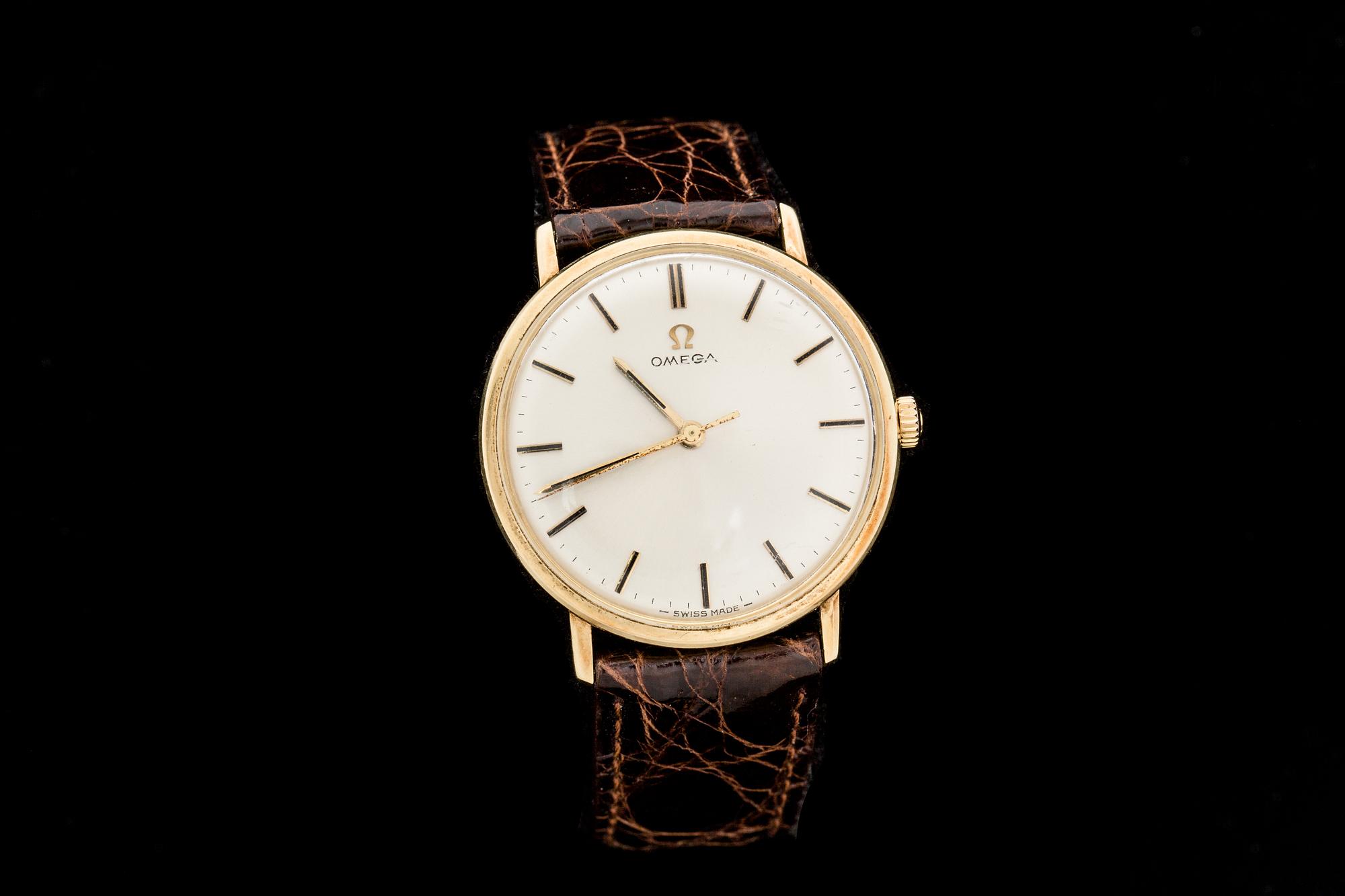 ARMBANDSUR, herr, 14 k guld.  Omega.