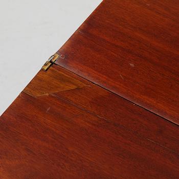 Spelbord, sengustavianskt, omkring år 1800.