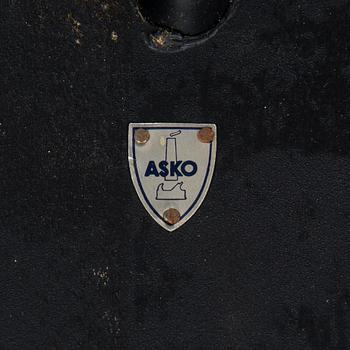 Ilmari Tapiovaara, Tuoli, 'Mademoiselle', Asko, 1900-luvun puoliväli.