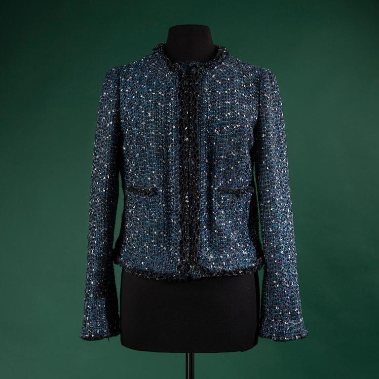 A jacket by TORY BURCH, in size 12.