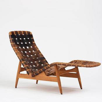 Arne Vodder, a teak chaise longue with black leather straps, Bovirke Denmark 1950's.
