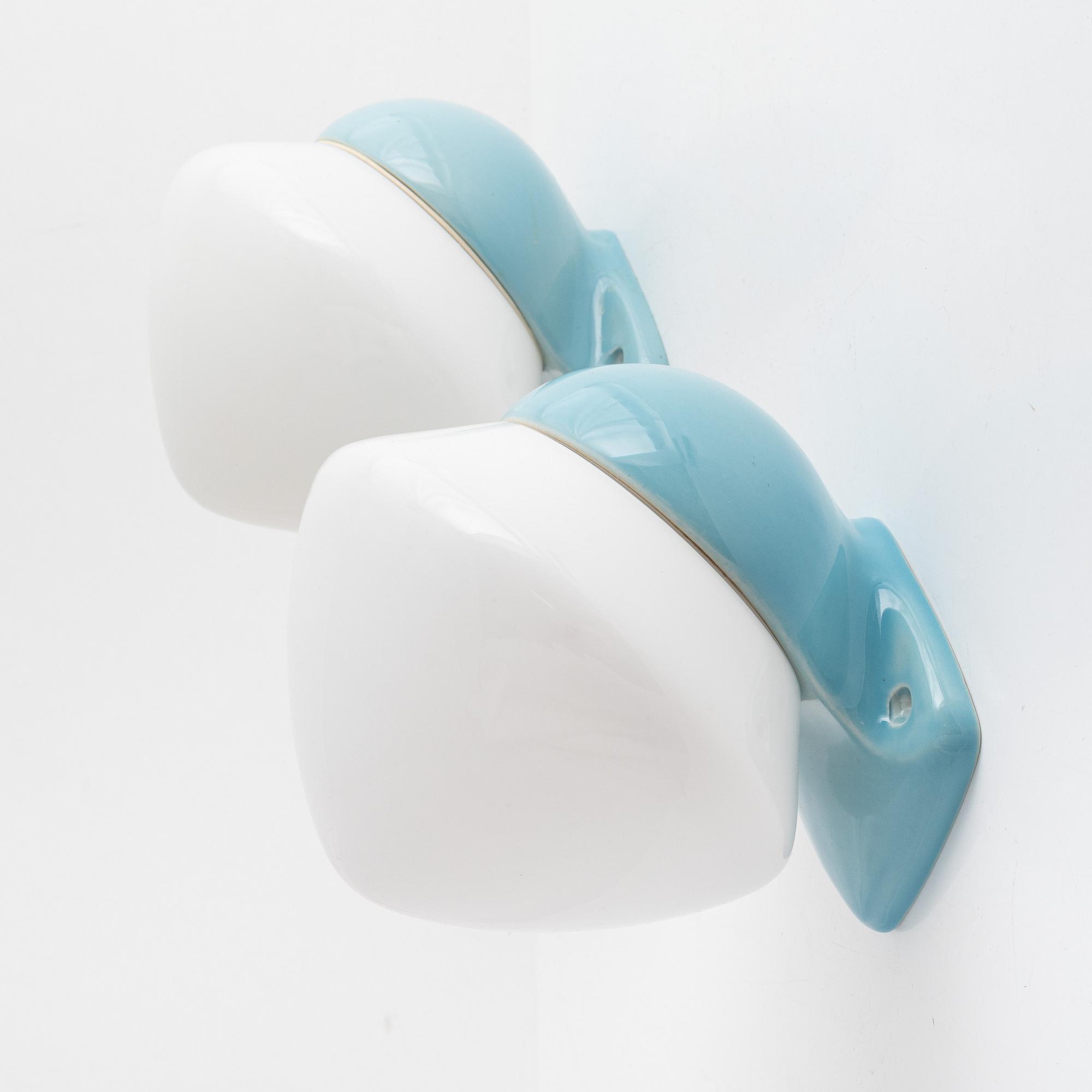 Stig Carlsson, a pair of bathroom lamps, model 6030, from the 'Stil' series, IFÖ, 1960s.