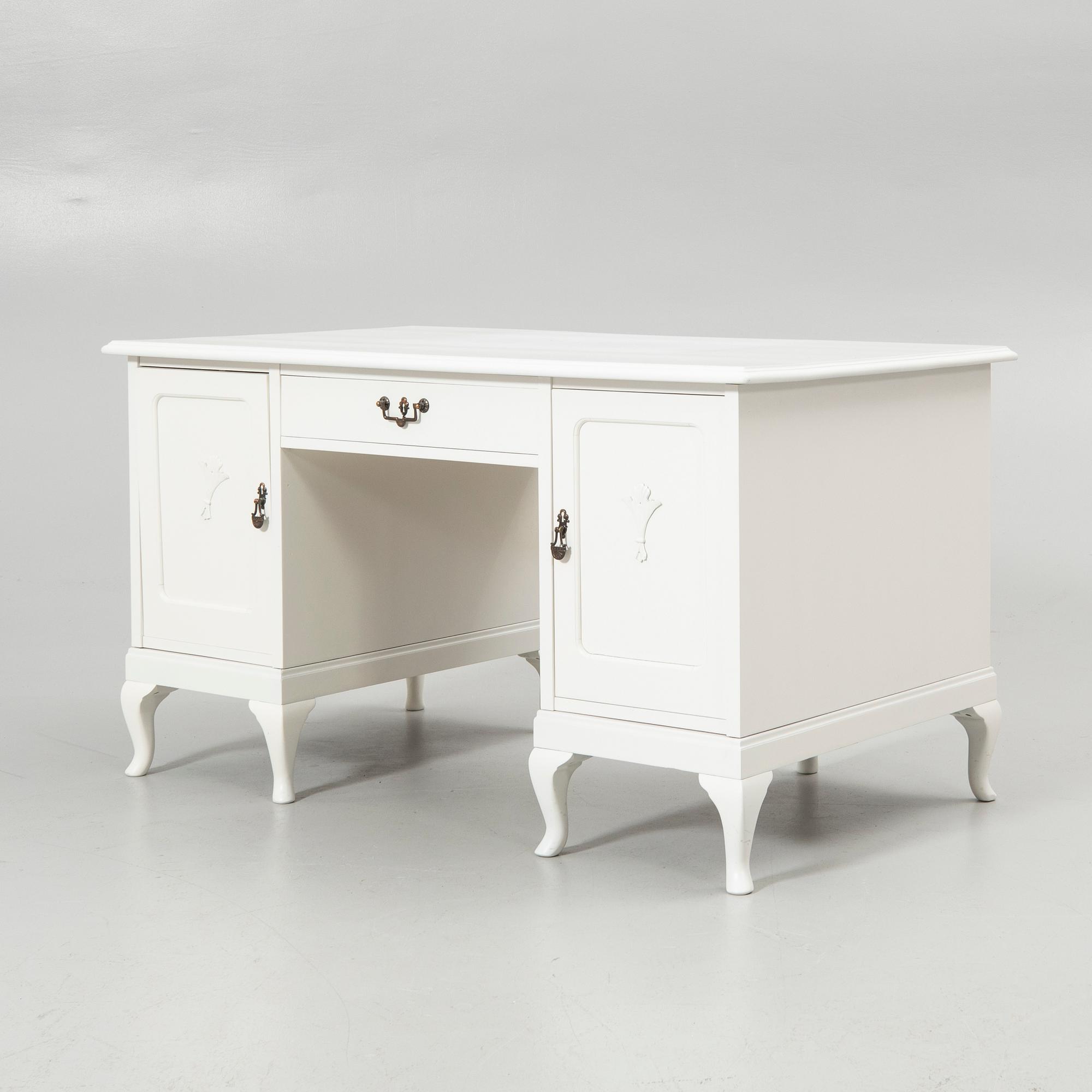 Desk, 20th century.