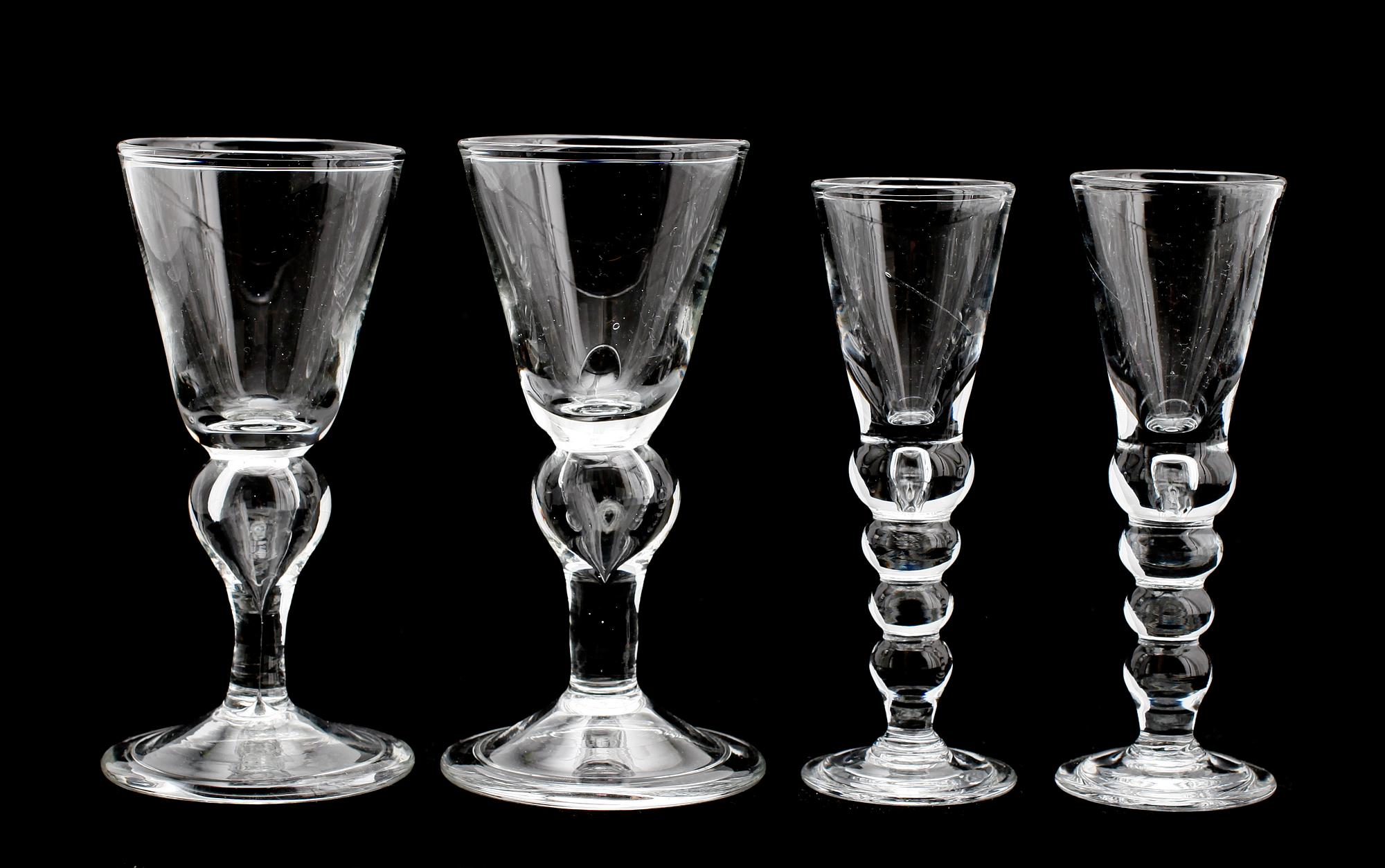 VINGLAS, 8 st samt SNAPSGLAS, 12 st, Reijmyre, 1900-talets andra hälft.