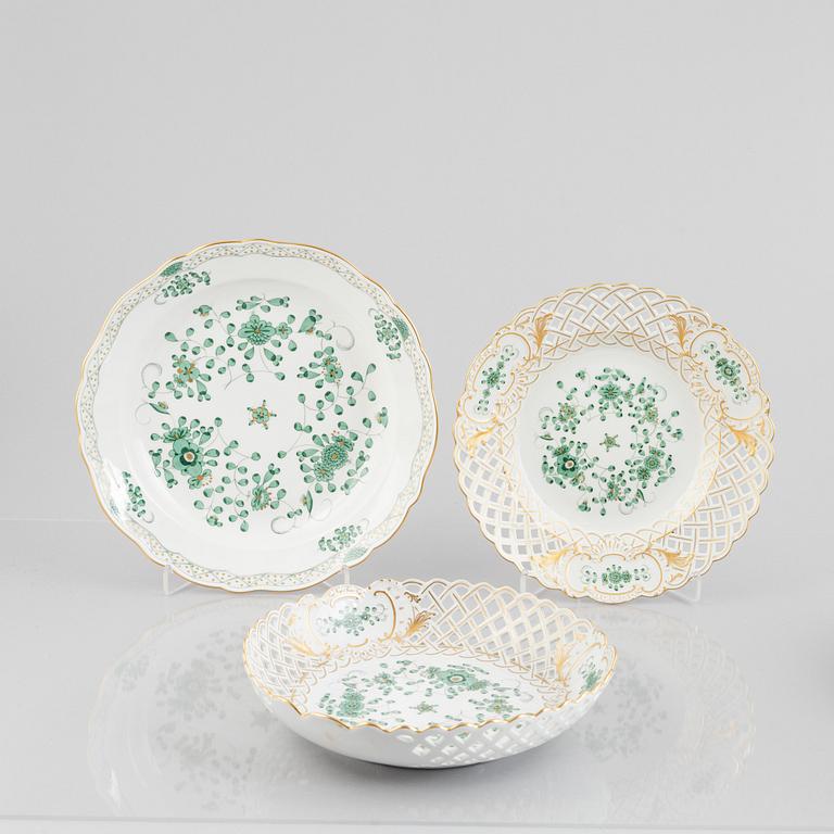 Dinner and coffee service, 72 pieces, porcelain, "Indische Malerei Grün", Meissen, Germany.