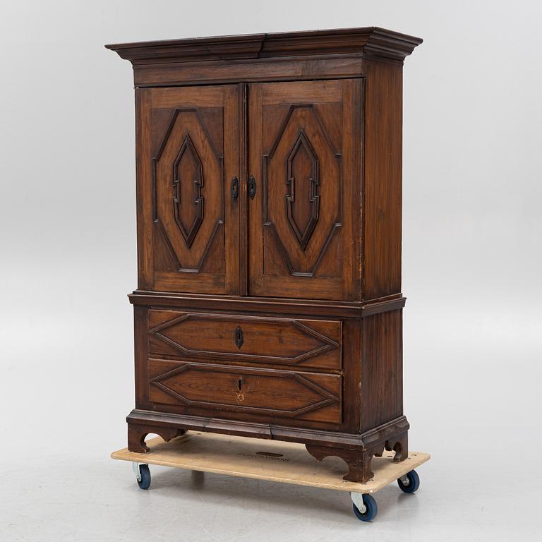 Skåp, Barock, 1700-talets första hälft.