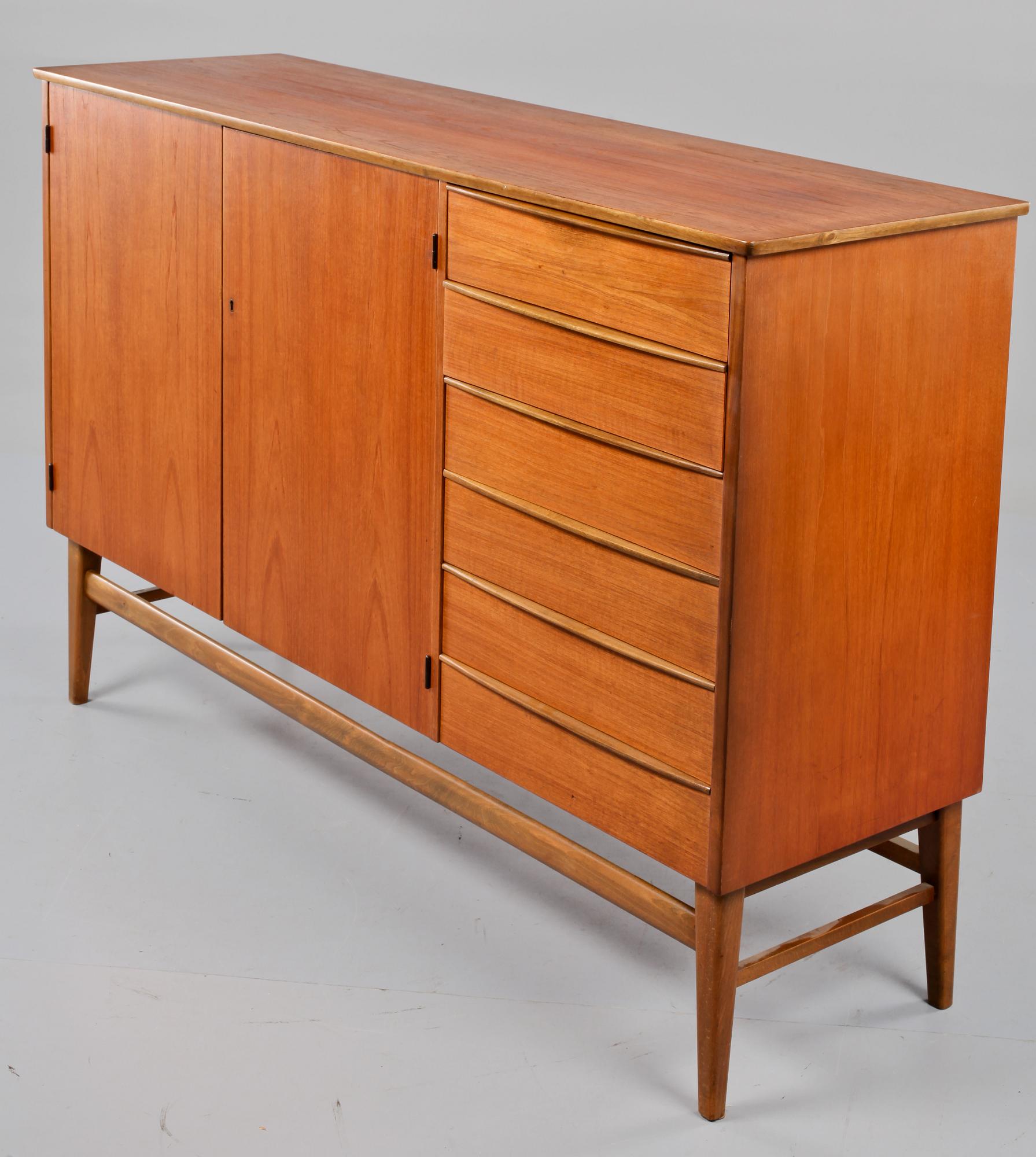 SIDEBOARD, 1950/1960-tal.