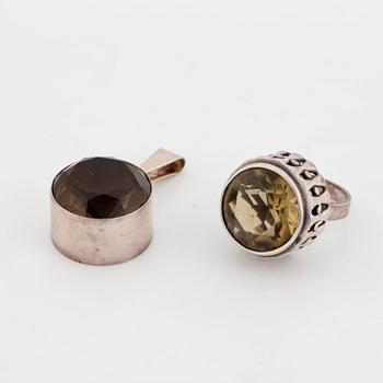 ERIK GRANIT, ring, sterlingsilver Finland, 1971. Samt hänge, sterlingsilver, Finland.