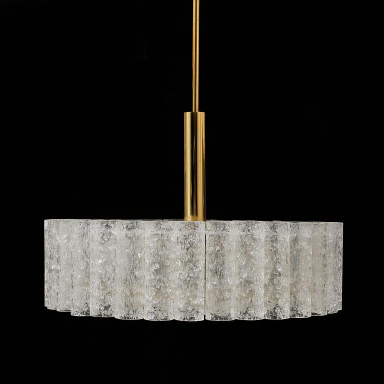 TAKLAMPA, Doria Lichtenwerken, Österrike, 1900-talets andra hälft, höjd ca 105 cm.