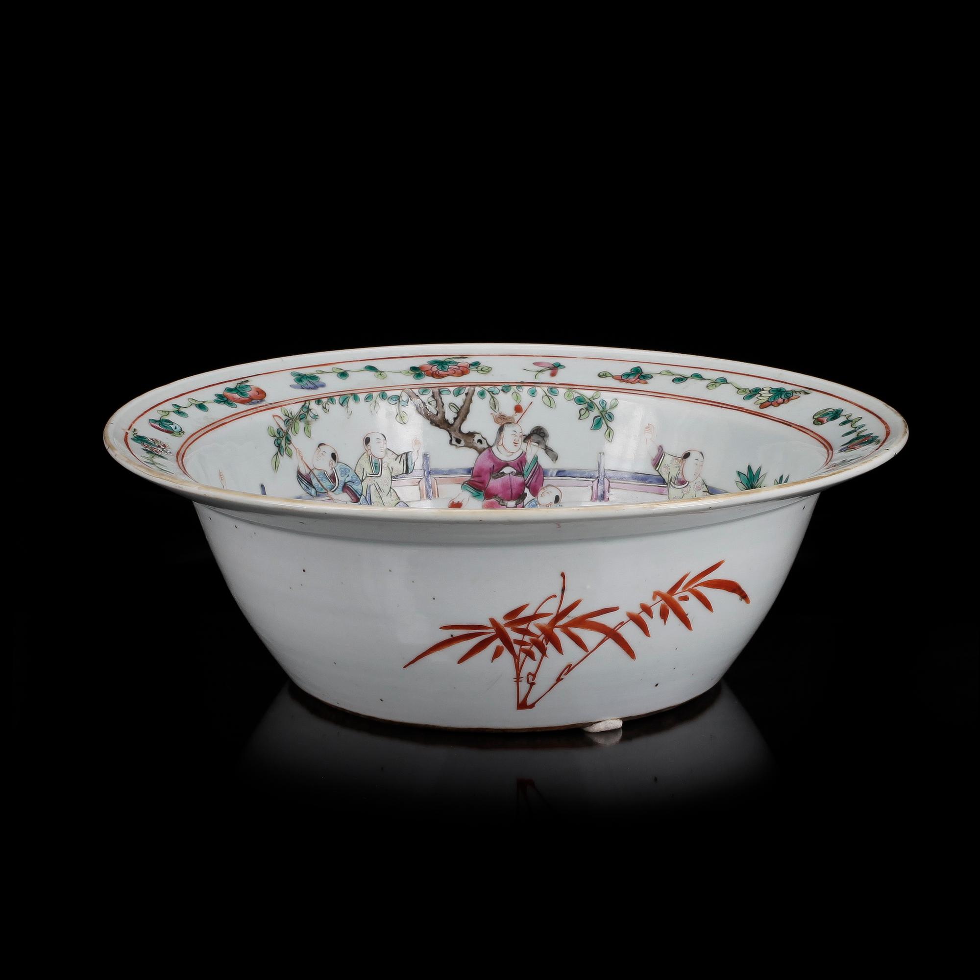 HANDFAT, porslin. Kina. Sen Qing. 1800/1900-tal.