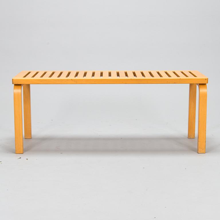 Alvar Aalto, A late 20th century '153A' bench for Artek.