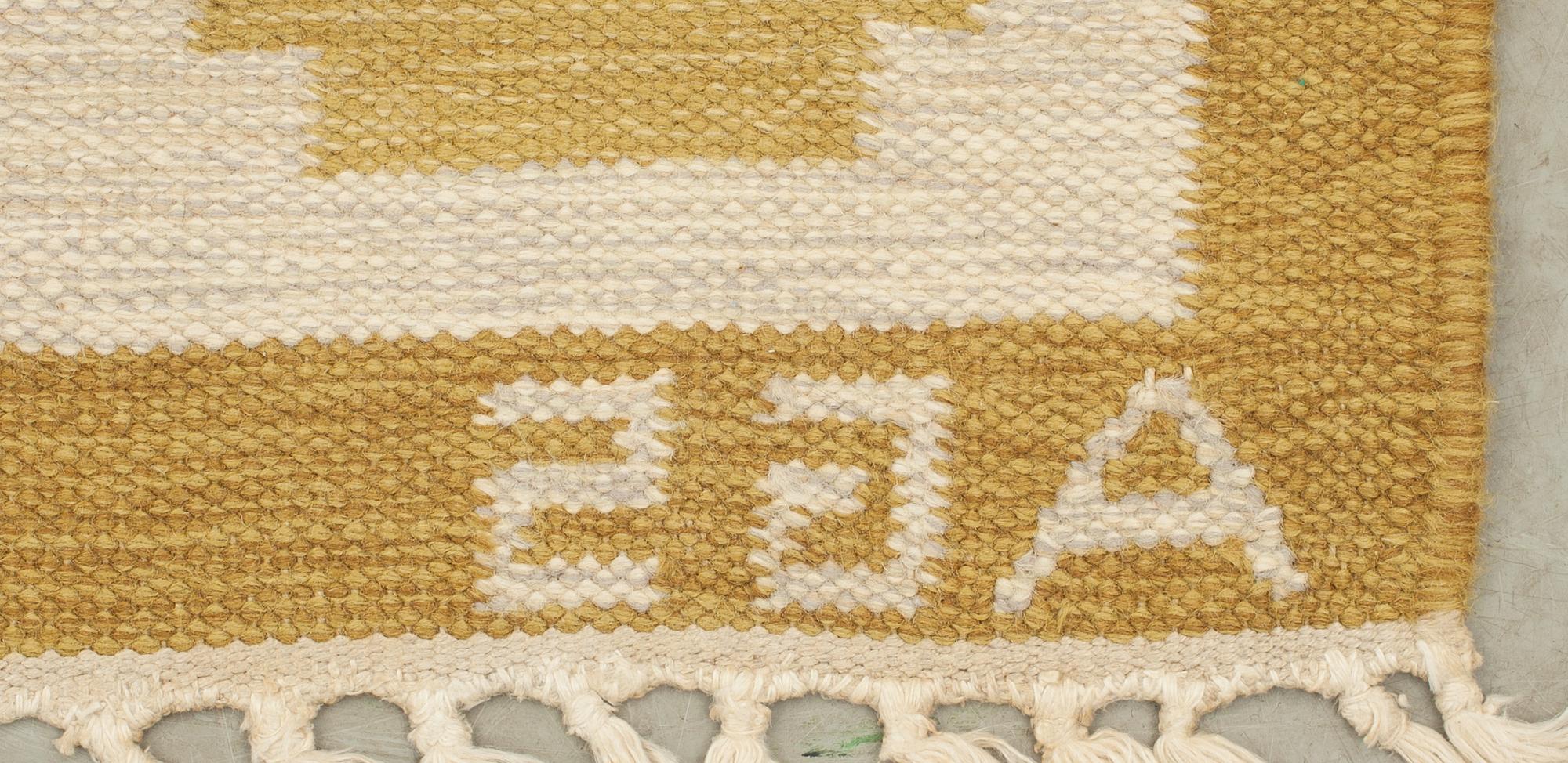 MATTA, rölakan,"Krabba" monogramsignerad AGS, (Anna-Greta Sjöqvist),205x140 cm.