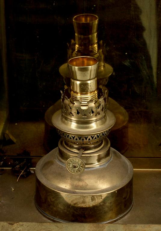 VÄGGLYKTOR, ett par, mässing, 1900-tal.