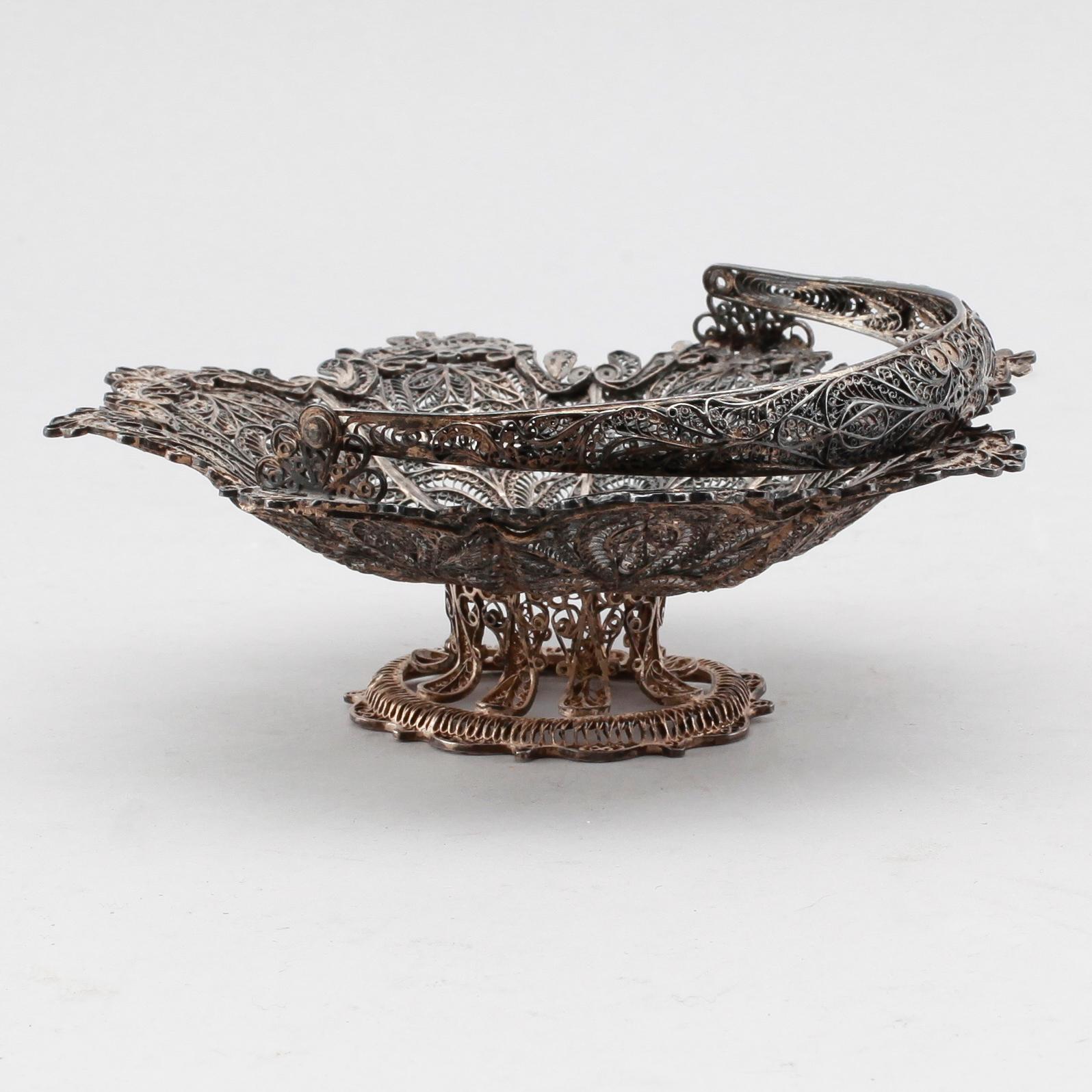 FAT, silver, 1900-talets första hälft. Vikt ca 138 gram.