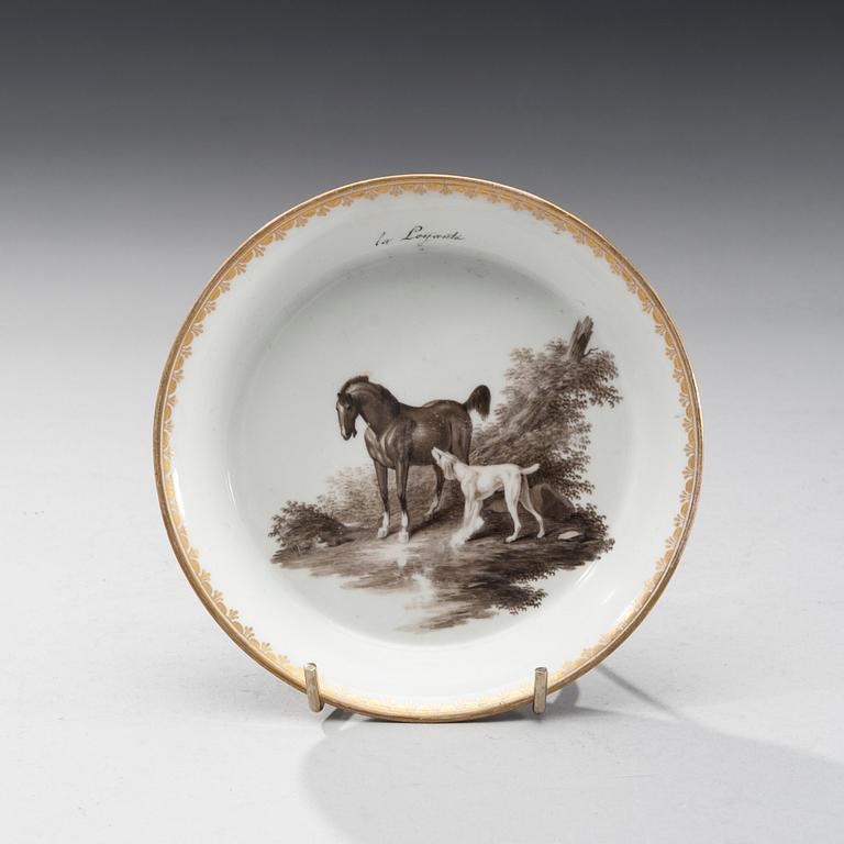 KAFFEKOPP med FAT, porslin, Wien, 1800-talets första hälft.