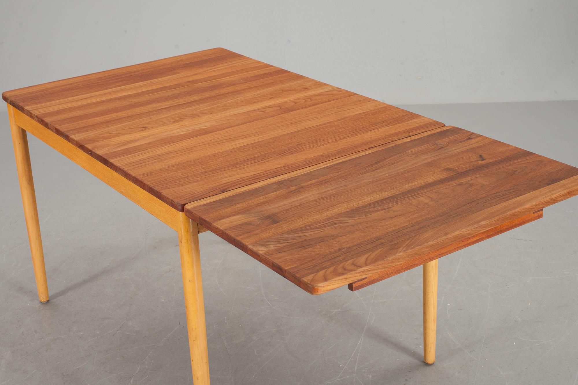 MATBORD, teak. 1900-talets mitt/andra hälft.