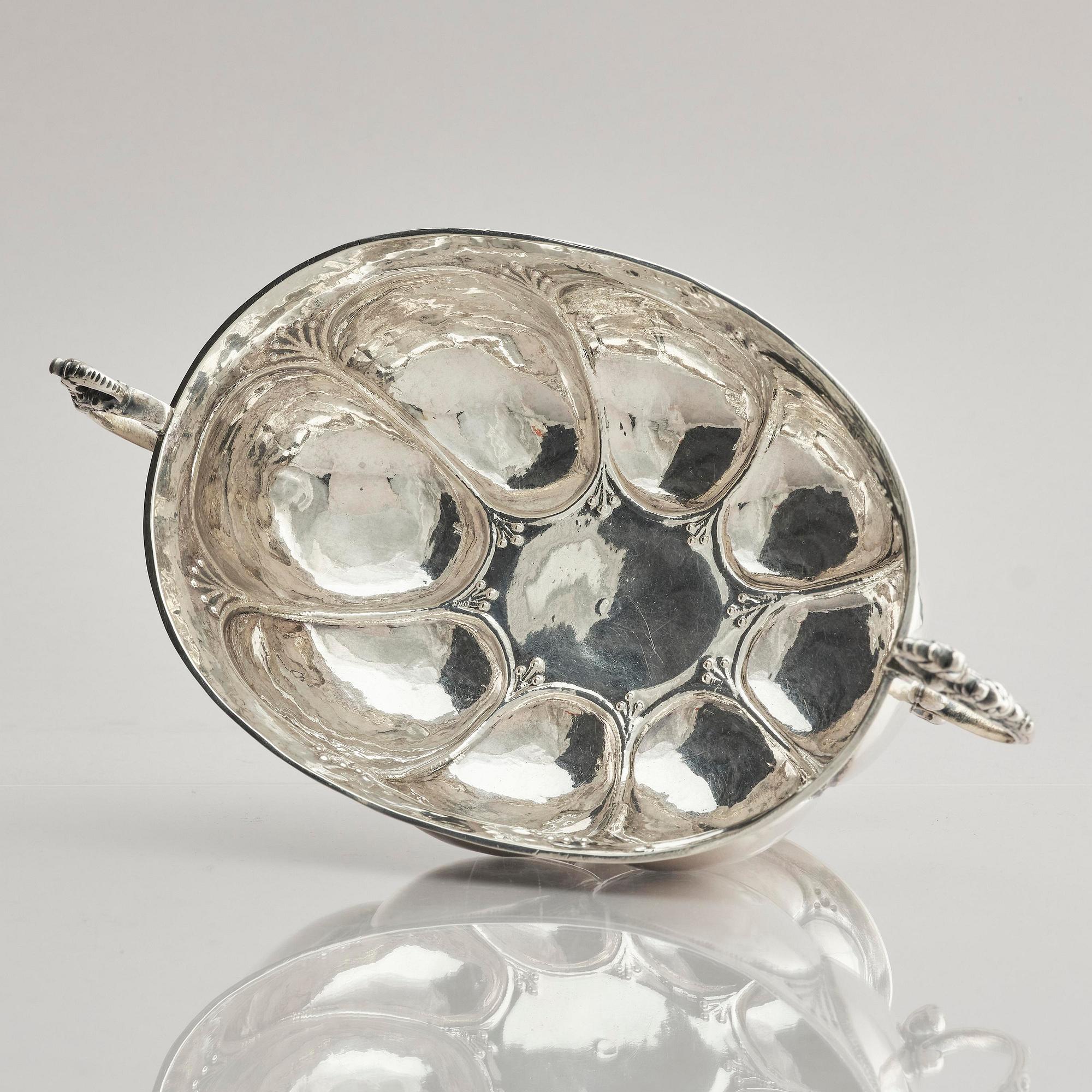 A German early 18th century silver bowl on foot, mark of Peter Cornelis Mol, Emden.