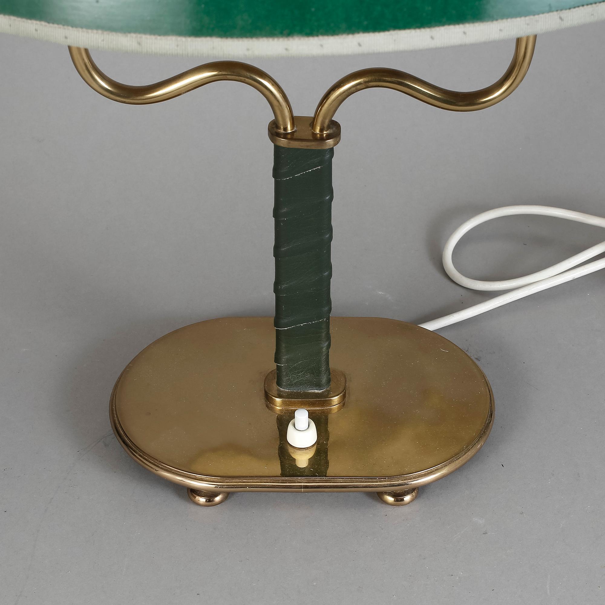 BORDSLAMPA, modell 2388, Josef Frank för Firma Svenskt Tenn.