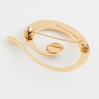 Bent Gabrielsen, 14K gold, with cabochon cut blue stone brooch, Denmark.