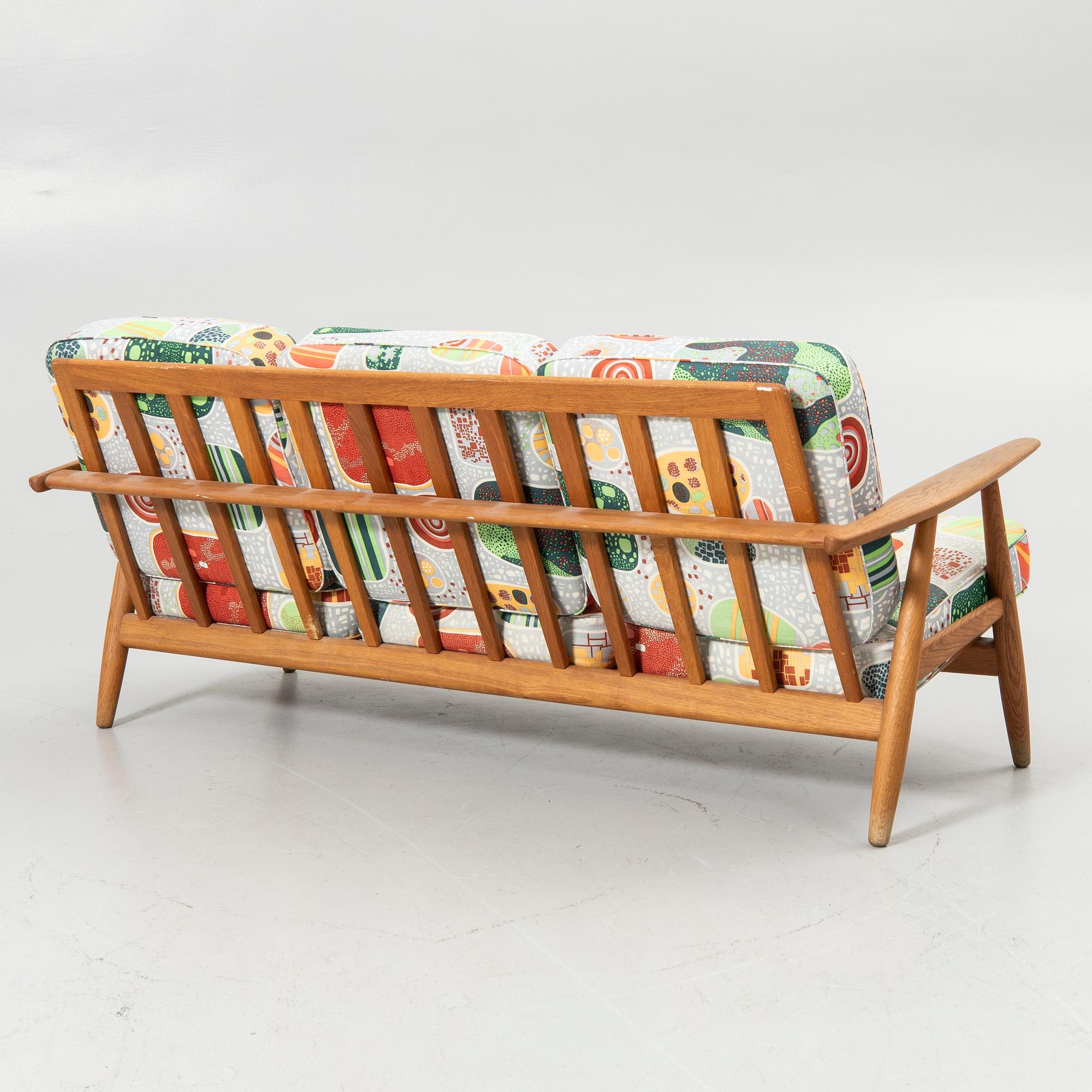 Hans J. Wegner, Sofa, “GE-240/3/Cigarren”, Getama, Gedsted, Denmark, 1960s.