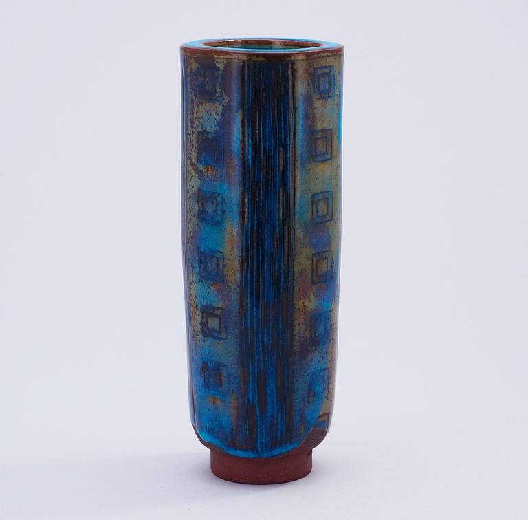 A Wilhelm Kåge Farsta stoneware vase, Gustavsberg Studio 1948.