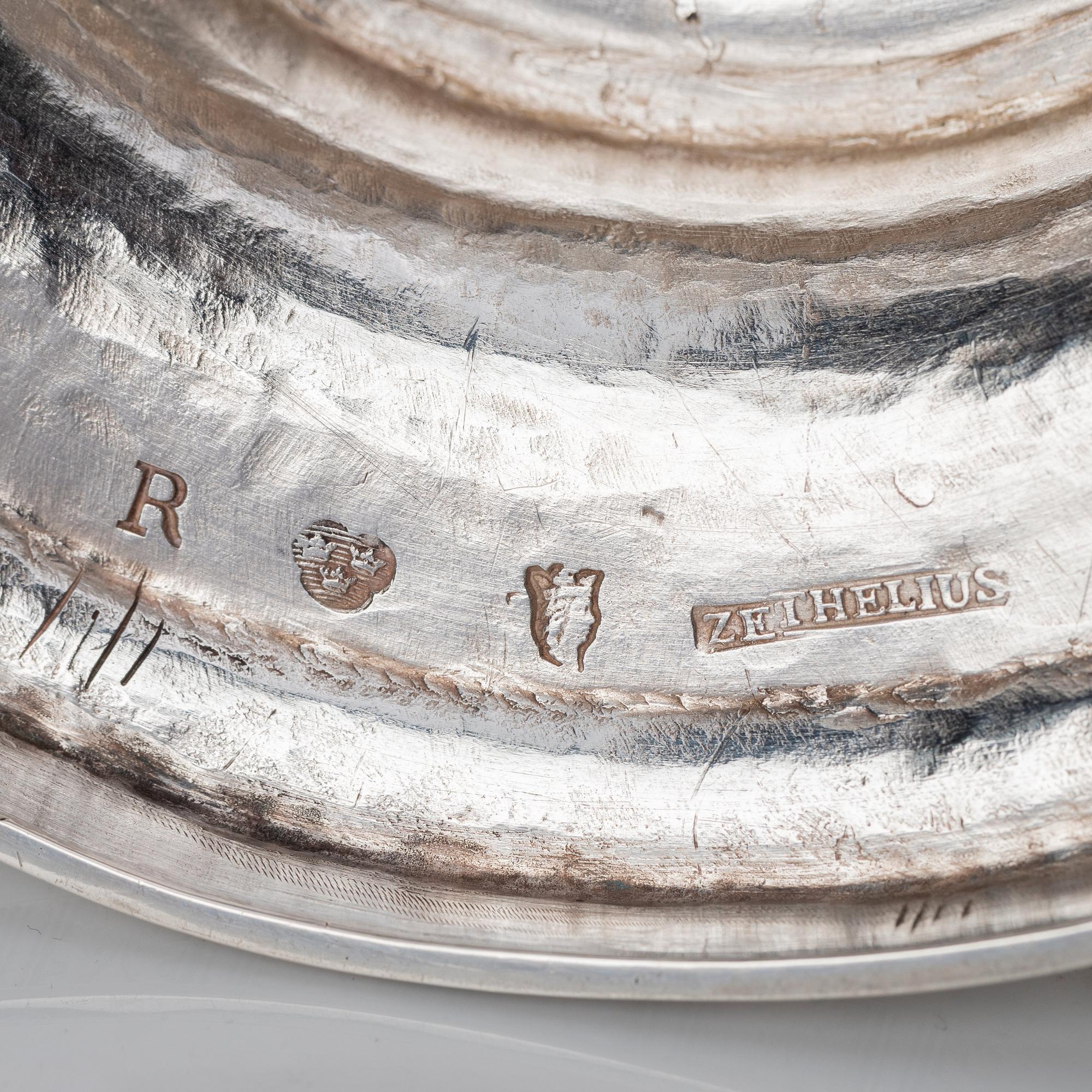 Pehr Zethelius, ljusstakar, ett par, silver, Stockholm 1775. Rokoko.