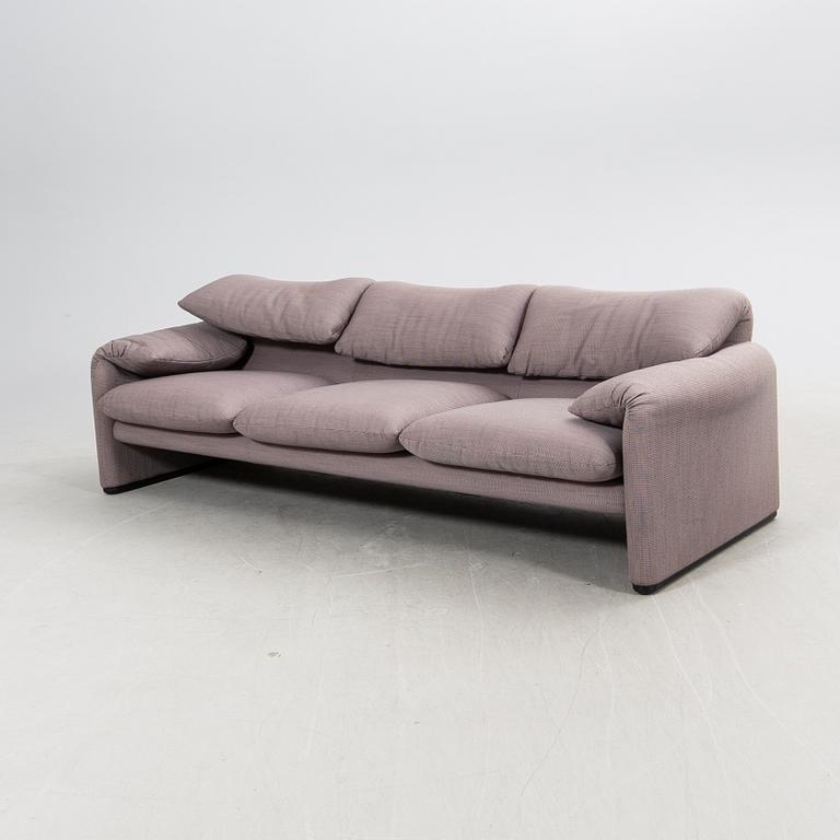 Vico Magistretti, sofa "Maralunga" for Cassina designed in 1973.