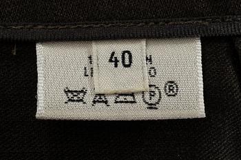 HERMÈS, linen trousers.