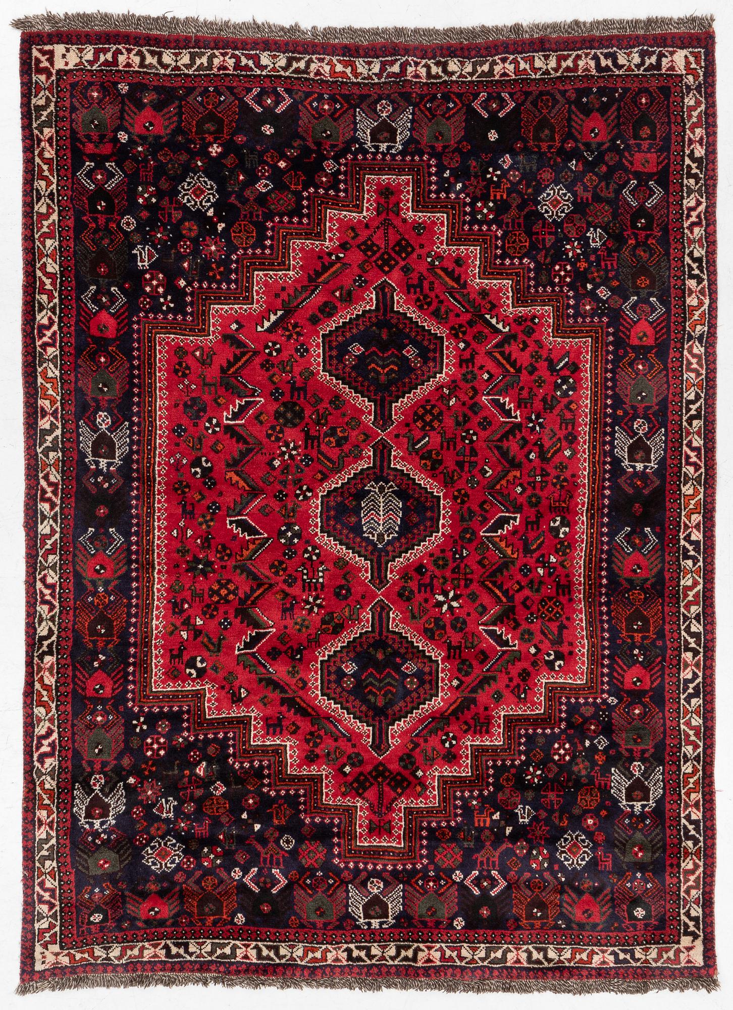 Carpet, oriental, approx. 237 x 174 cm.