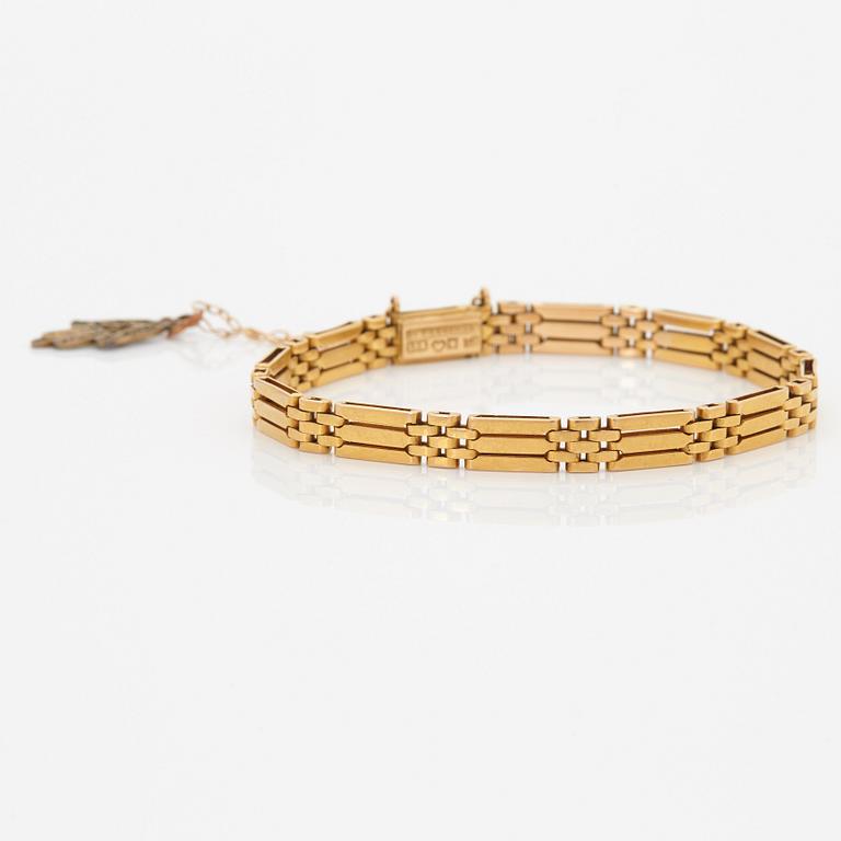 ARMBAND.