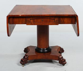 KLAFFBORD, Karl Johan, 1800-talets första hälft.