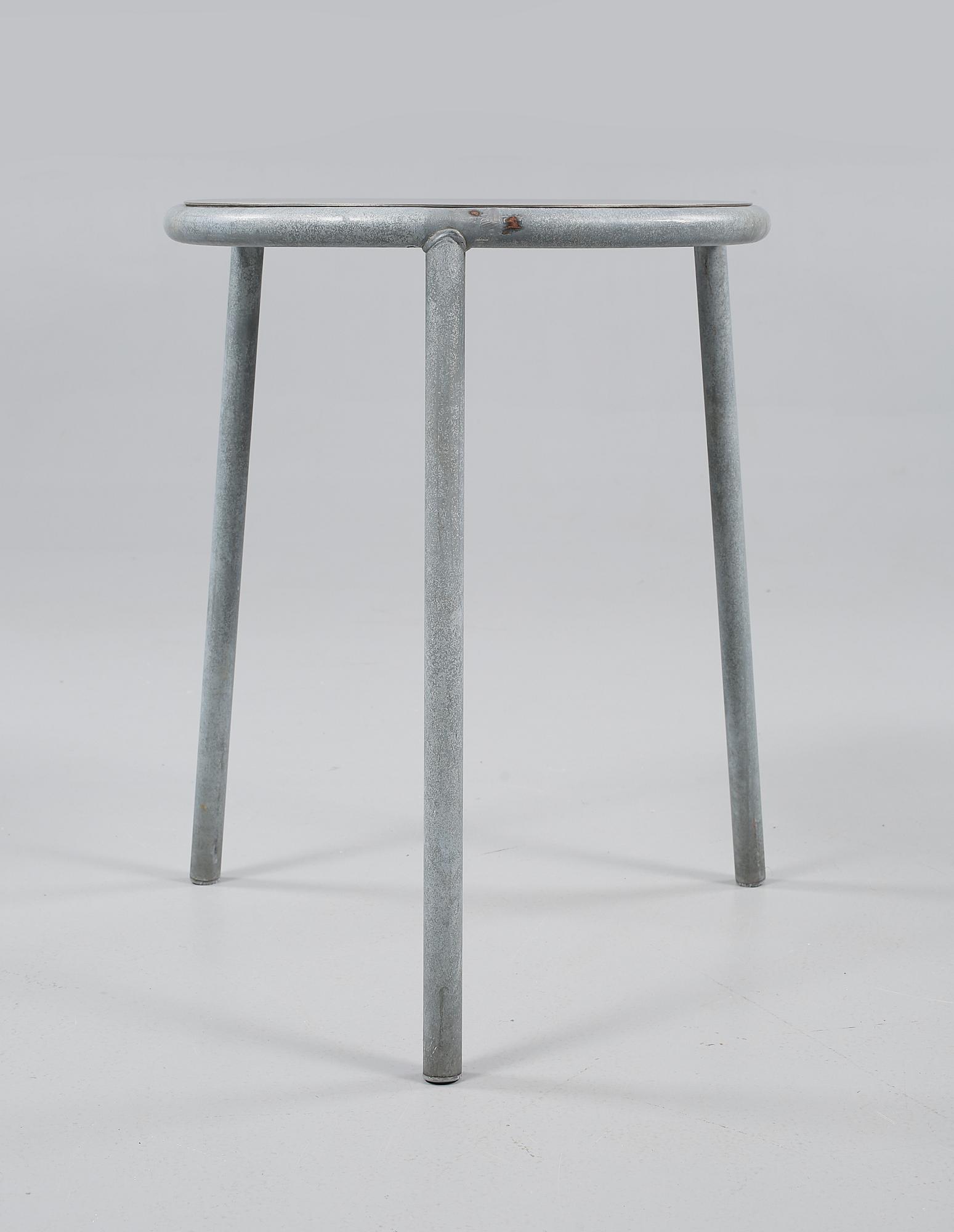 TRÄDGÅRDSGRUPP, 5 delar, "Café", Niels Gammelgaard & Lars Mathiesen, Fritz Hansen, formgiven 1980.