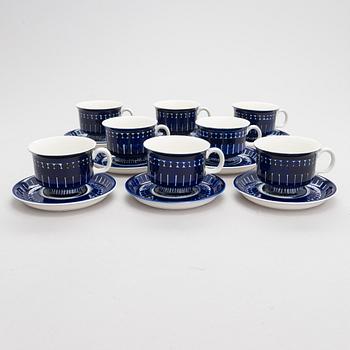 Ulla Procopé, a 57-piece 'Valencia' porcelain dinnerware for Arabia.