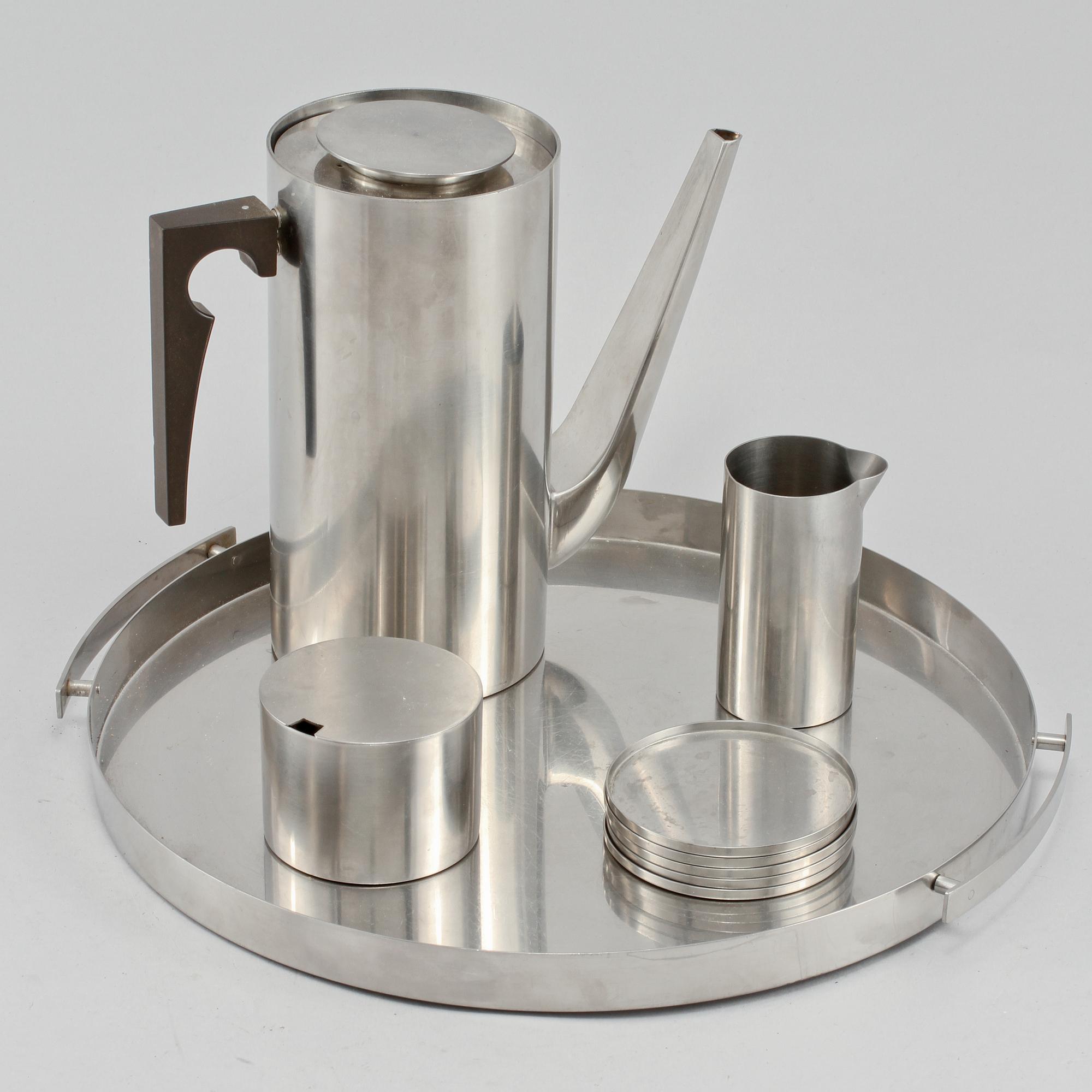 SERVISUPPSÄTTNING, 9 delar, "Cylinda-Line", Arne Jacobsen, Stelton, 1900-talets andra hälft.