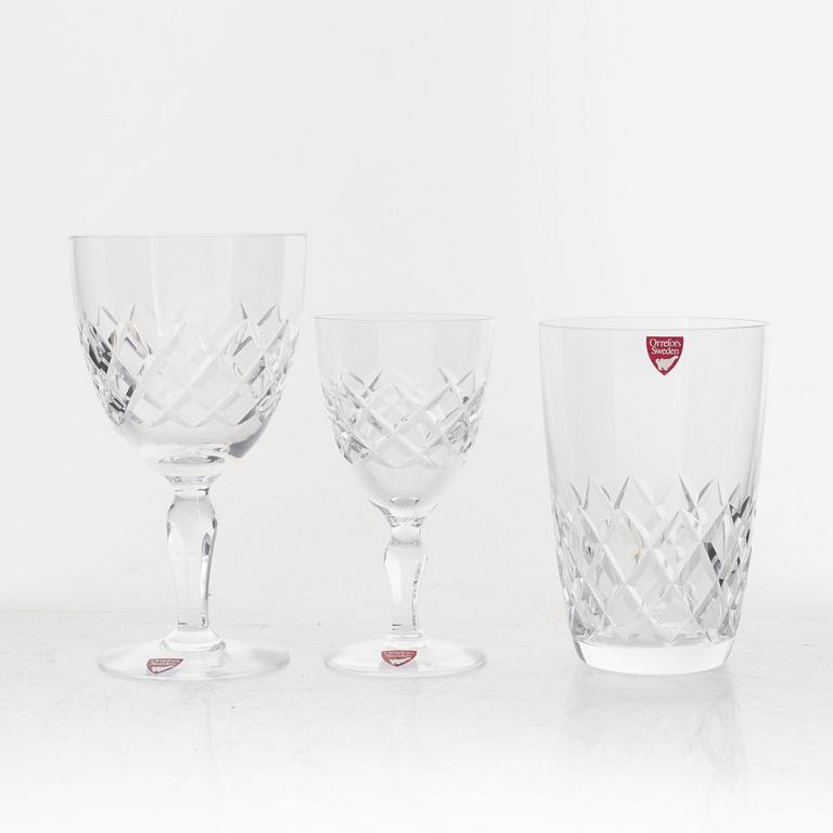 Gunnar Cyrén, a 30-piece glass service, 'Karolina', Orrefors.