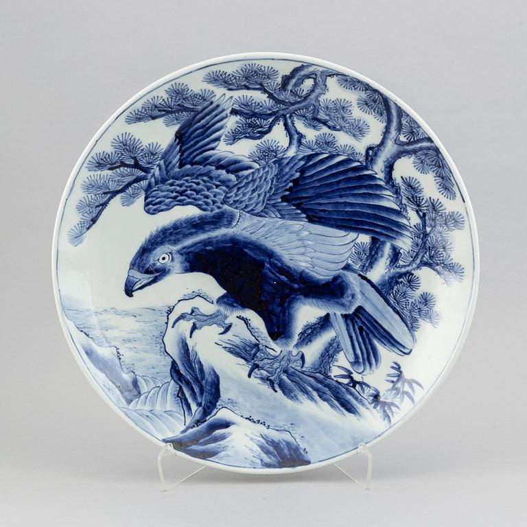 A blue and white Japanese serving dish, 20th Century.