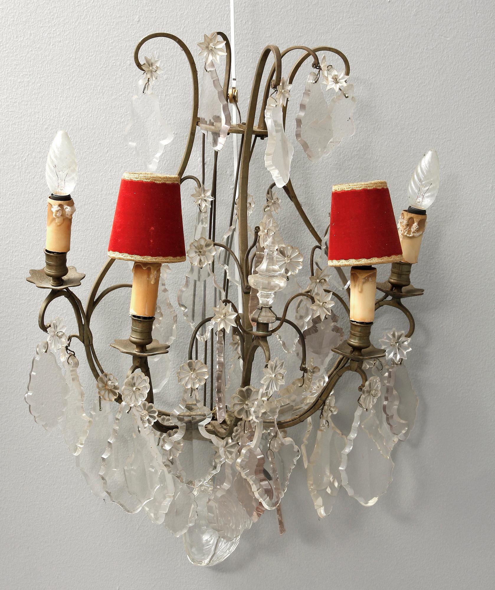 VÄGGLAMPETTER, ett par, rokokostil, 1800-tal.