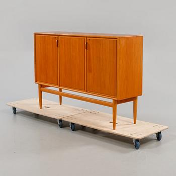 SIDEBOARD, Bertil Fridhagen, Bodafors, 1900-talets andra hälft.