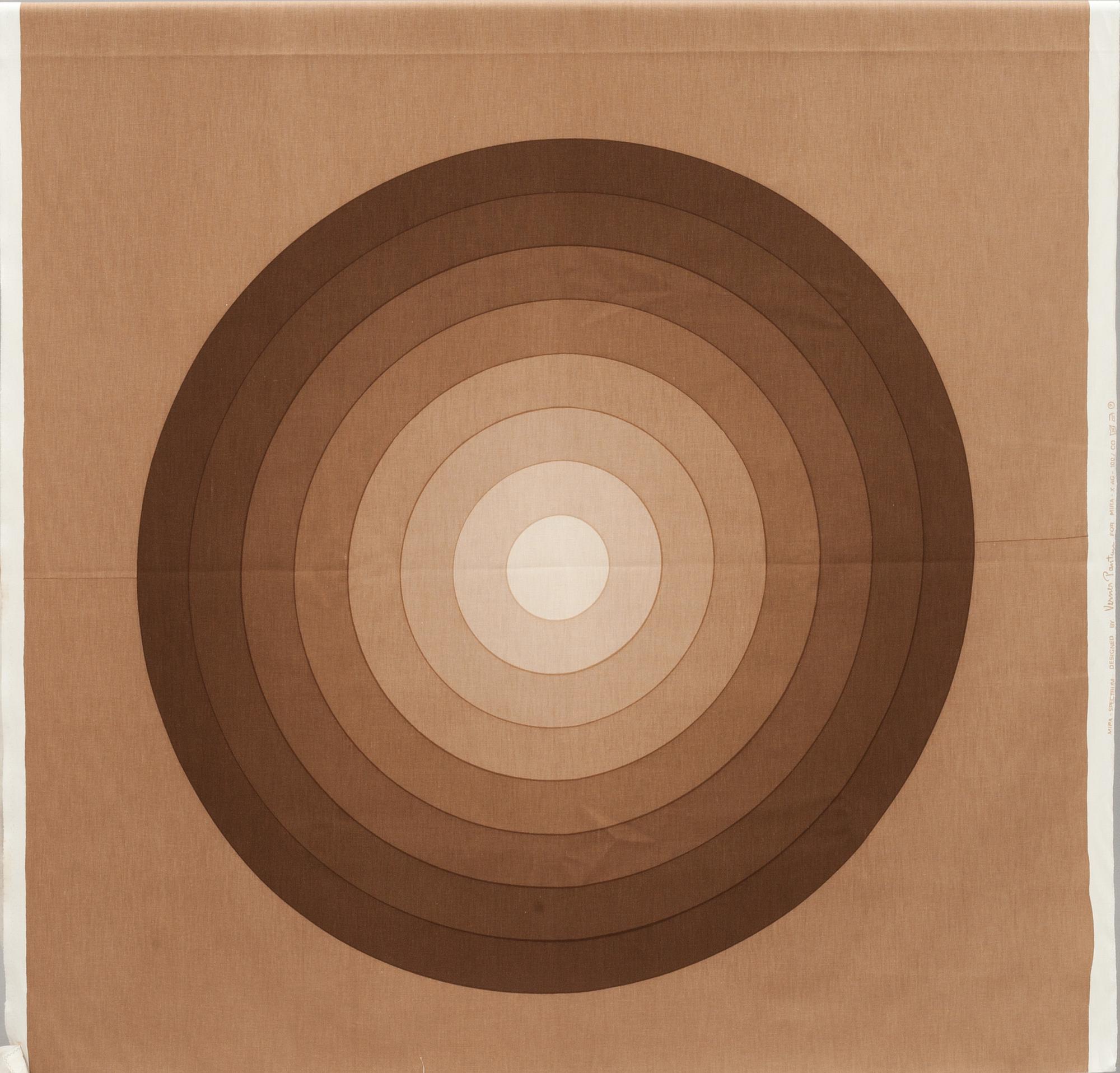 TEXTILIER, 4 st samt PROVBITAR, 4 st, bomullskretong, Verner Panton för Mira-X. 1970-tal.