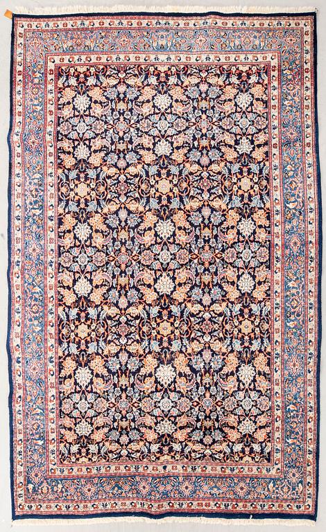 A semiantique Mashad carpet approx 320x220 cm.