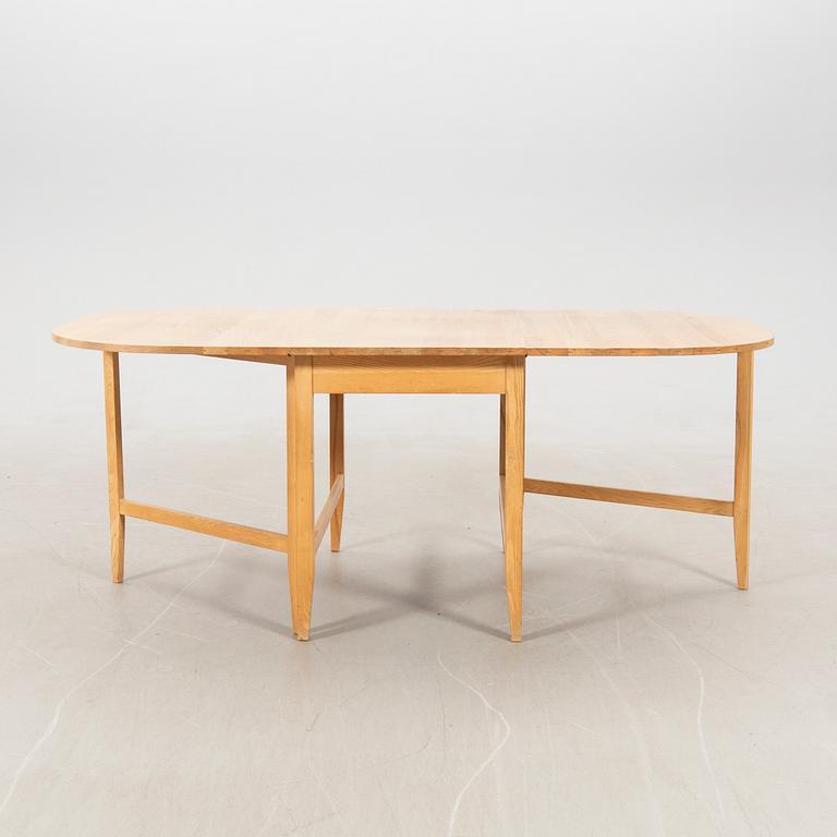 Drop-leaf table Evert Nizell Mörbylånga, later part of the 20th century.